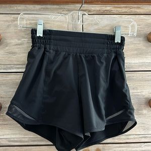 EUC Lululemon Hottie Hot Shorts